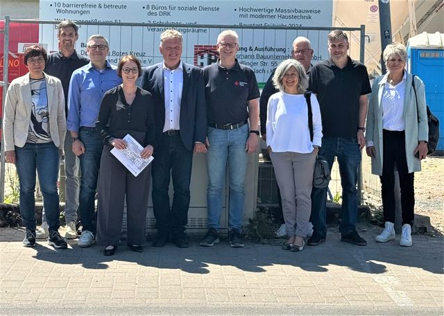 Zu Besuch bei der Stadt Hausach besichtigte Sandra Boser MdL das künftige DRK-Sozialzentrum