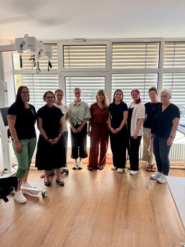 Sandra Boser MdL im Austausch mit Therapeutinnen aus Logopädie, Physio- und Ergotherapie